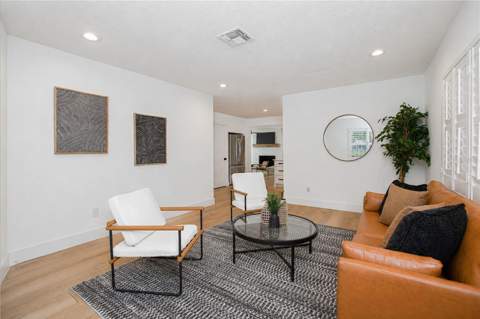 20 E Division Street, Winter Garden FL - photo 8 of 37