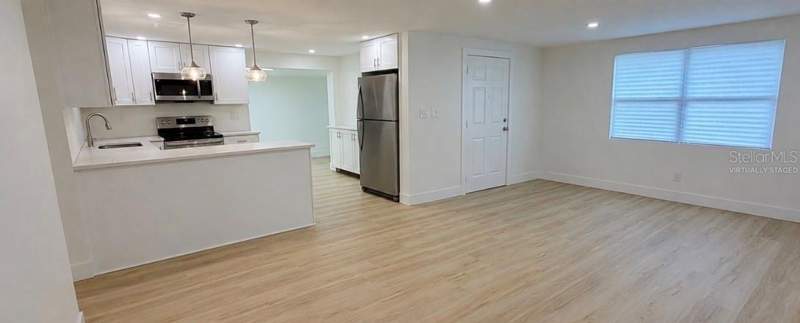 5 bedroom Single Family Residence at 4533 W Fern Street, West Park Estates Unit 4, Tampa — photo 4