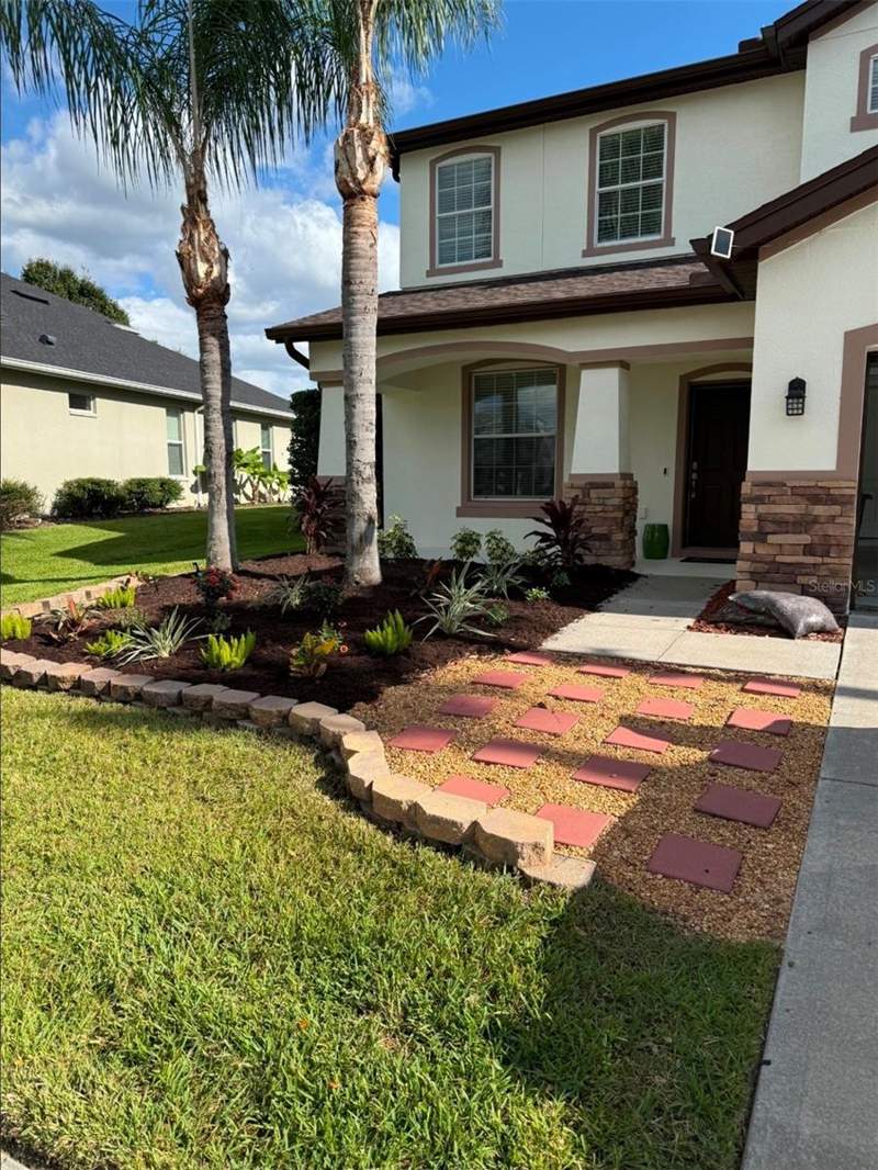 5 bedroom Single Family Residence at 32033 Garden Alcove Loop, Palm Love Ph 01A, Wesley Chapel — photo 2
