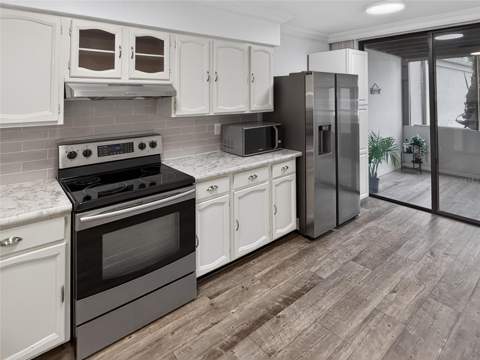 1111 N Bayshore Boulevard #E3, Clearwater FL - photo 6 of 6