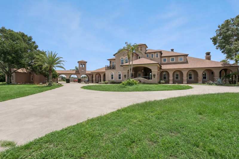 5 bedroom Single Family Residence at 9400 Laws Rd, Postal Groves, Clermont — photo 1