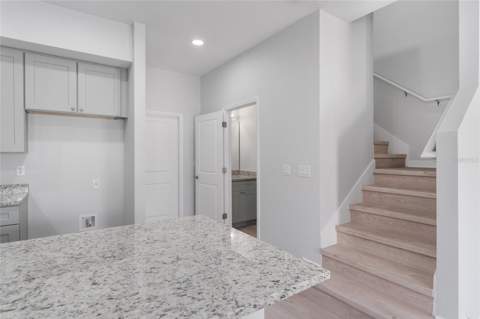 288 N Oak Avenue, Sanford FL - photo 10 of 42