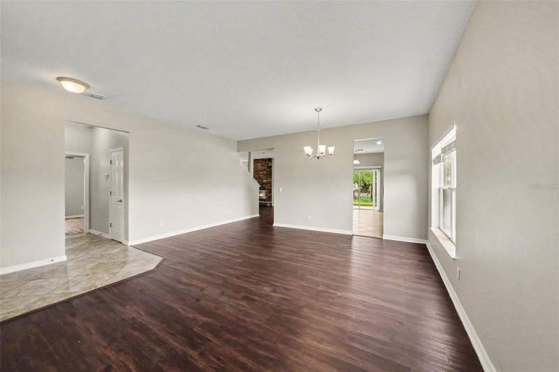 6 bedroom Single Family Residence at 30030 Messara Cove, Sullivan Ranch Sub, Mount Dora — photo 5