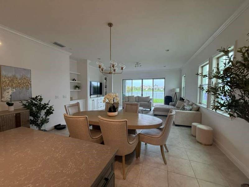 5 bedroom Single Family Residence at 13713 Larkton Lane, Eagle Crk Village J & K Ph 2B1, Orlando — photo 2