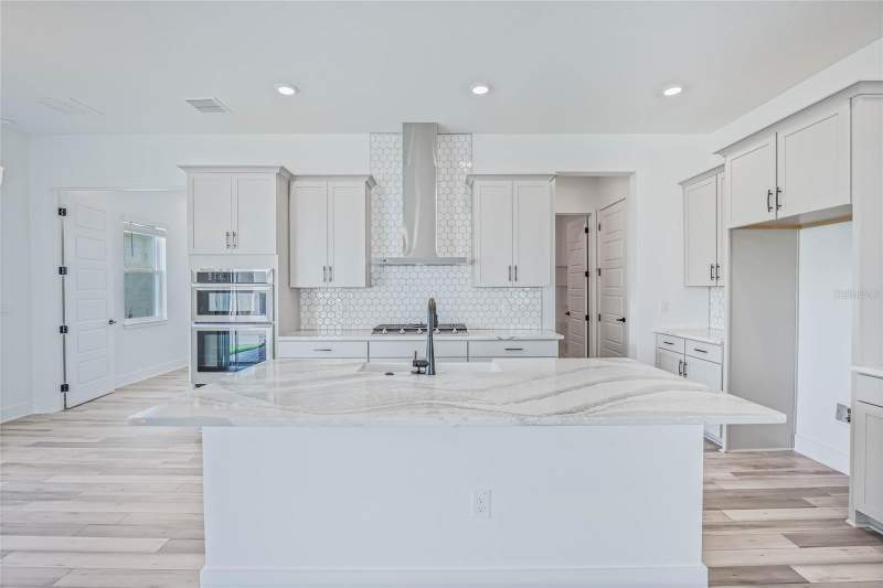 5 bedroom Single Family Residence at 17422 HONEYBELL TANGELO COURT, NORTHLAKE AT OVATION, WINTER GARDEN — photo 4