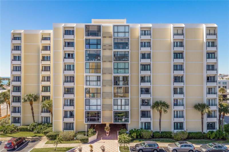 2 bedroom Condominium at 800 S Gulfview Boulevard #403, Clearwater Point 8 Tennis, Clearwater Beach — photo 2