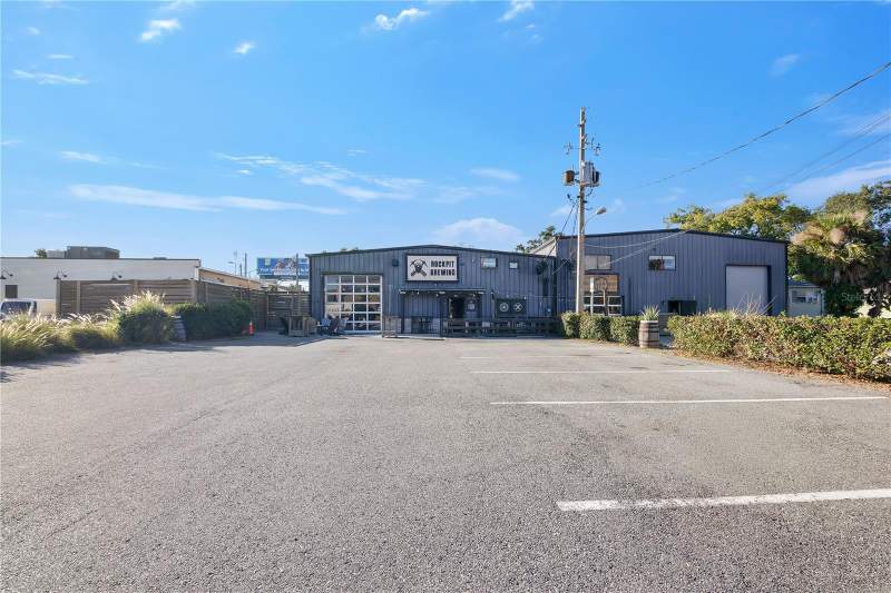 10 + 14 W ILLIANA STREET home for sale in George Greemores