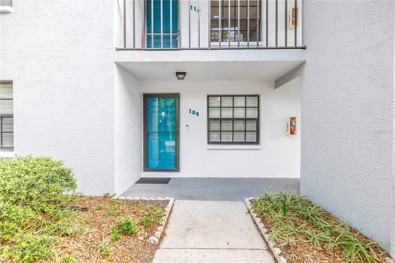 Oaks Of Seminole Condo