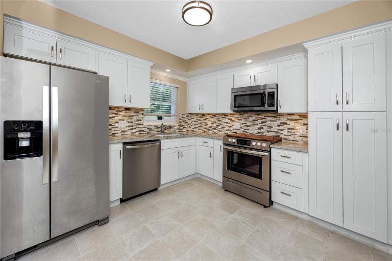 2 bedroom Condominium at 2440 World Parkway Boulevard #38, On Top Of The World, Clearwater — photo 3