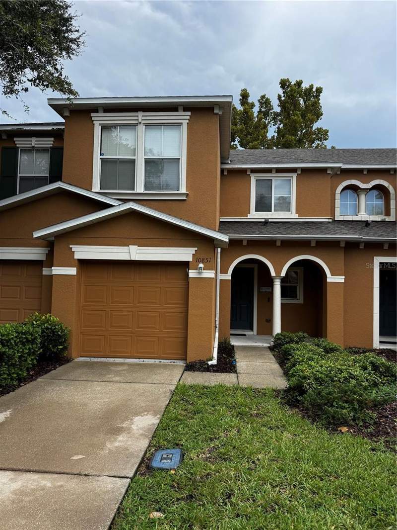 3 bedroom Townhouse at 10851 Kensington Park Avenue, St Charles Place Ph 6, Riverview — photo 2