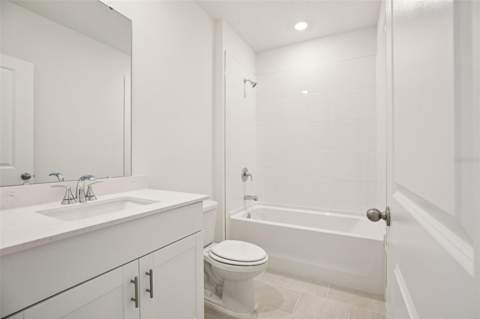 855 Sunshower Drive, Lady Lake FL - photo 18 of 43