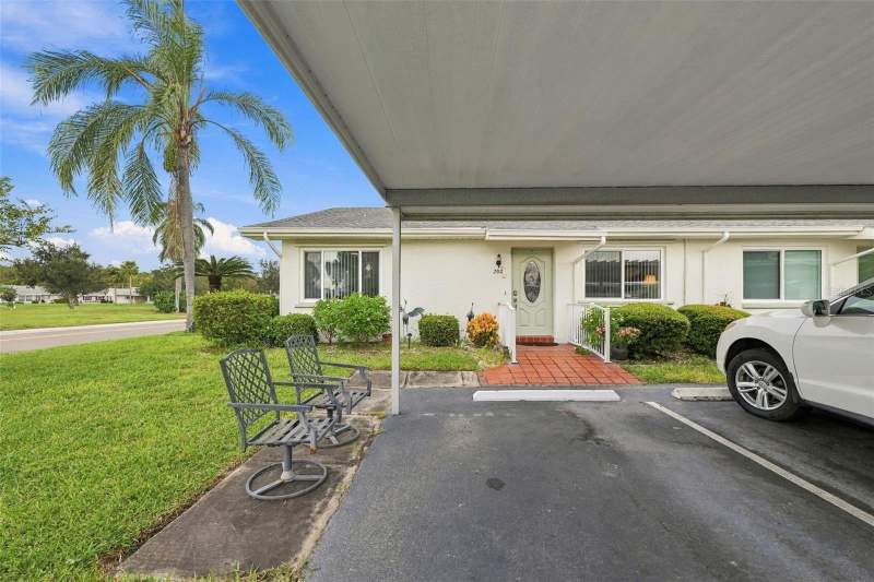 2 bedroom Condominium at 202 Gloucester Boulevard #357, Gloucester J Condo, Sun City Center — photo 2