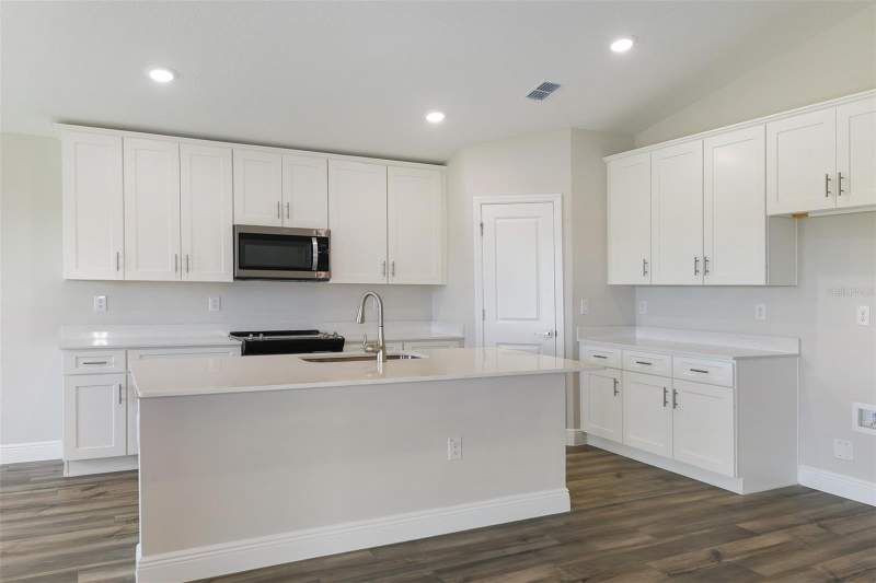 2 bedroom Single Family Residence at 6087 SW 97th Place, Cherrywood Preserve, Ocala — photo 2