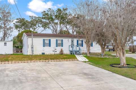 12221 Helena Court, home for sale in Leesburg 34788