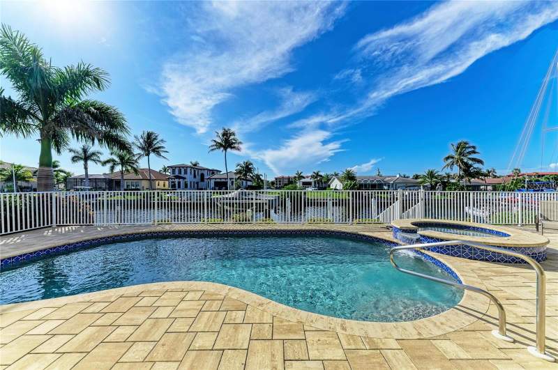 3 bedroom Single Family Residence at 2839 Coral Way, Punta Gorda Isles Sec 2, Punta Gorda — photo 3