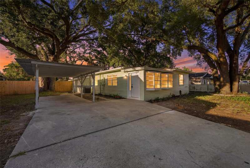 3 bedroom Single Family Residence at 714 E 137th Avenue, Tampa, Tampa — photo 1