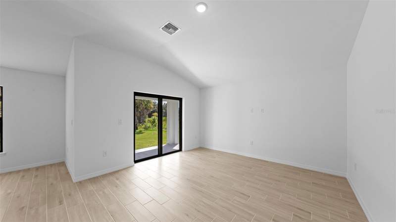 3 bedroom Single Family Residence at 22097 Voltair Avenue, Port Charlotte Sec 050, Port Charlotte — photo 5