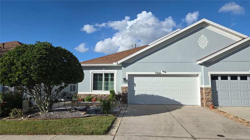 3 bedroom Villa at 7526 Surrey Pines Drive, Covington Park Ph 5A, Apollo Beach — photo 1