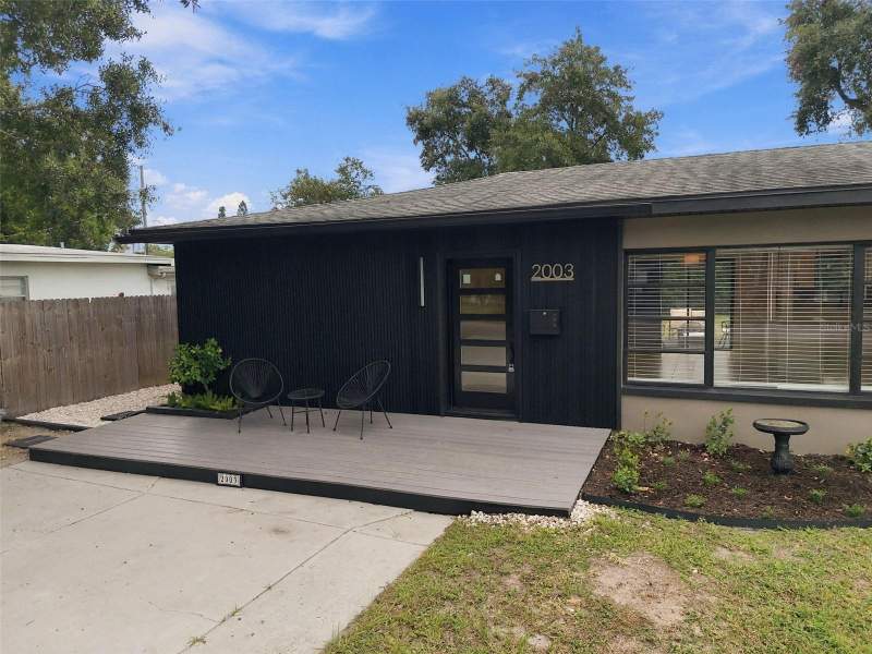 3 bedroom Single Family Residence at 2003 75th Way, Jungle Country Club 4th Add, St Petersburg — photo 4