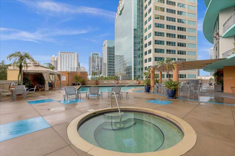 2 bedroom Condominium at 322 E Central Boulevard #710, Waverly/Lk Eola, Orlando — photo 1