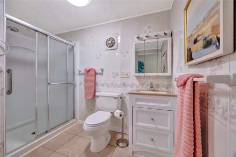 110 E Saint Lucia Loop, Apollo Beach FL - photo 19 of 39