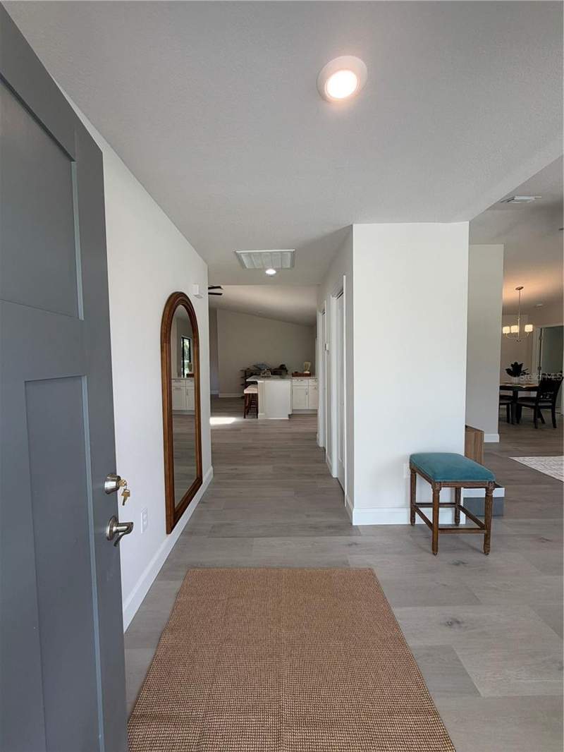 3 bedroom Single Family Residence at 373 Dorchester Street, Port Charlotte Sec 033, Port Charlotte — photo 3