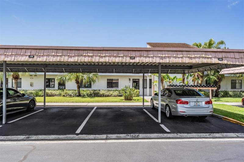 2 bedroom Condominium at 107 Lakeview Place #7, East Lake Woodlands Condo, Oldsmar — photo 2
