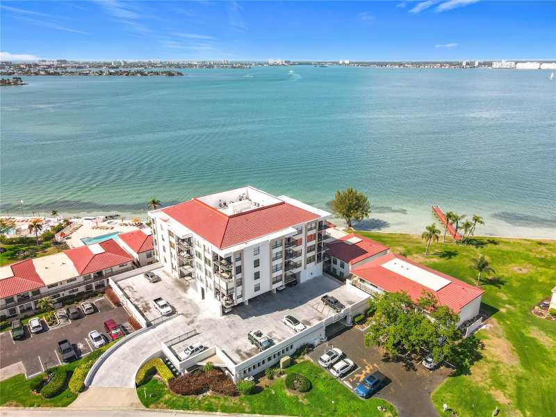 2 bedroom Condominium at 6211 Sun Boulevard #211, Casa Del Mar Condo III, St Petersburg — photo 1