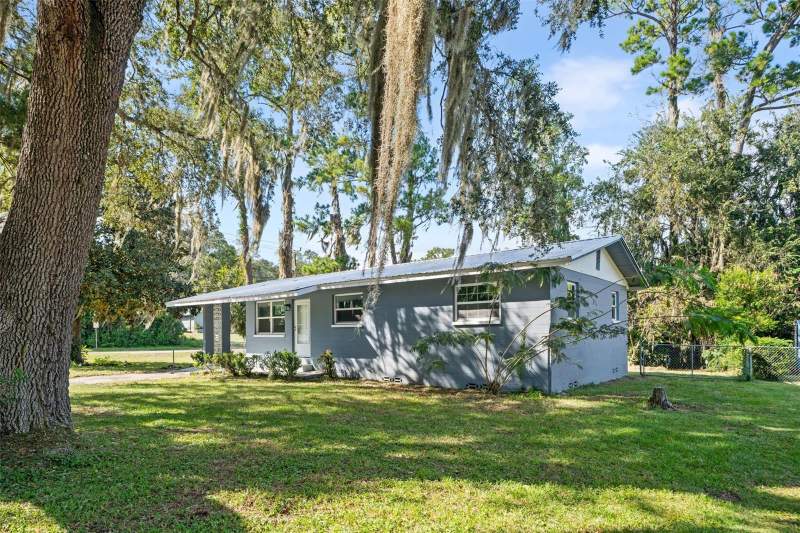 3 bedroom Single Family Residence at 3510 SE 18th Avenue, Devonshire Hills Sub 11-10-20, Gainesville — photo 2