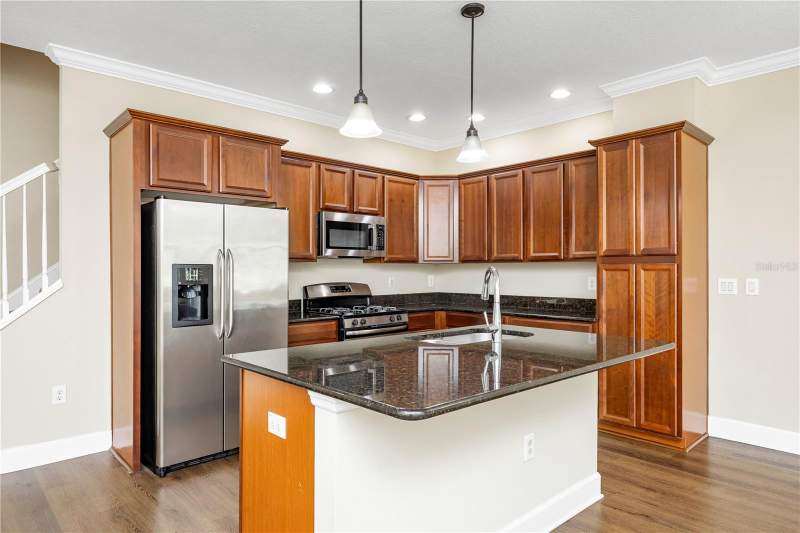 3 bedroom Townhouse at 6112 Fishhawk Crossing Boulevard, Fishhawk Ranch Towncenter, Lithia — photo 4