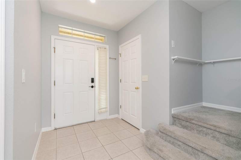 3 bedroom Townhouse at 6407 Barksdale Way, Villages Of Bloomingdale, Riverview — photo 3