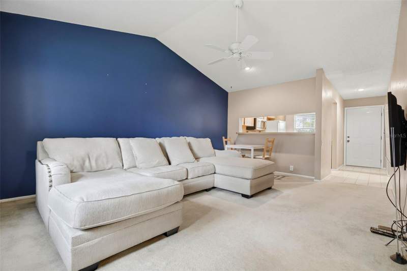 1 bedroom Condominium at 5265 E Bay Drive #723, Bay Oaks Condo, Clearwater — photo 4