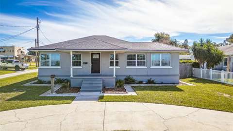 215 S Lake Howard Drive, $300k–$500k for sale in Winter Haven