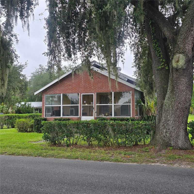 3 bedroom Single Family Residence at 1801 W Granfield Avenue, Forest Park East, Plant City — photo 1