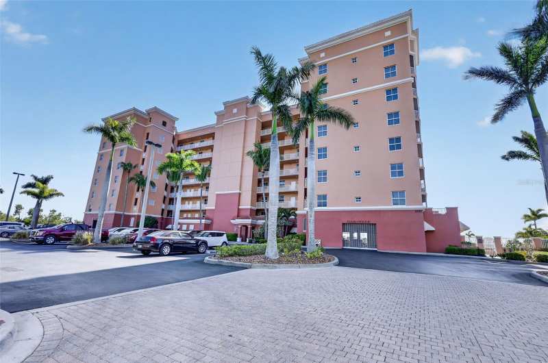 2 bedroom Condominium at 3191 Matecumbe Key Road #202, Vista Del Sol/Burnt Store Mari, Punta Gorda — photo 1