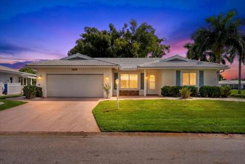 1507 N Knollwood Drive, home for sale in Bradenton 34208