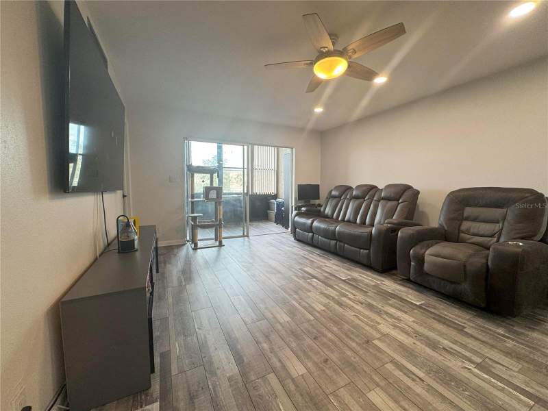 2 bedroom Condominium at 11485 Oakhurst Road #-211, Waters Edge 1 Condo, Largo — photo 4