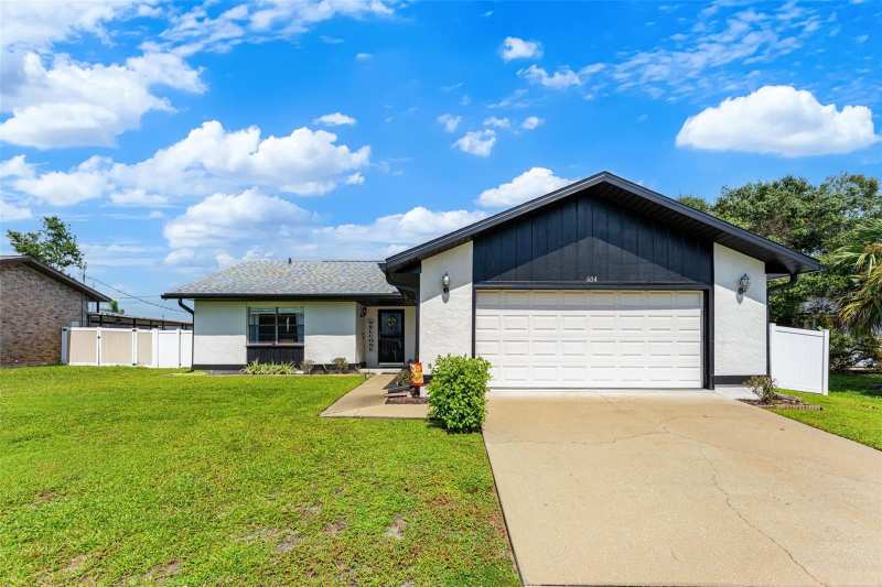 2 bedroom Single Family Residence at 604 Tradewinds Drive, Deltona Lakes Un 21, Deltona — photo 1