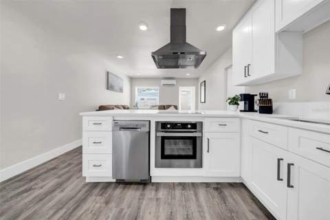 6855 Gulf Winds Drive, St Pete Beach FL - photo 20 of 53