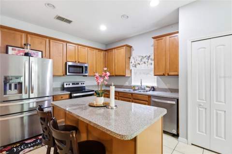 907 Hacienda Circle, Kissimmee FL - photo 13 of 46