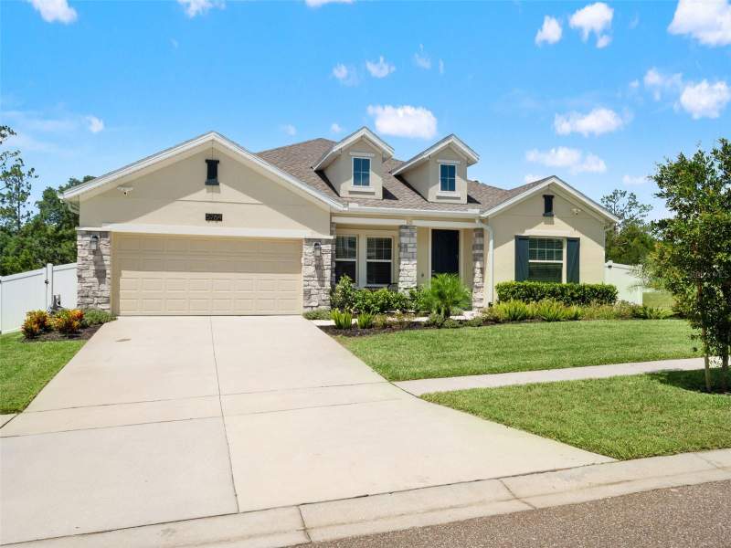 4 bedroom Single Family Residence at 5764 Alenlon Way, Stoneybrook Hills, Mount Dora — photo 3