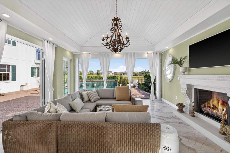 6 bedroom Single Family Residence at 7917 Bayou Club Boulevard, Bayou Club Blvd Ext Tr 1-Ph 1 & Tr 2-Ph 1, Seminole — photo 5