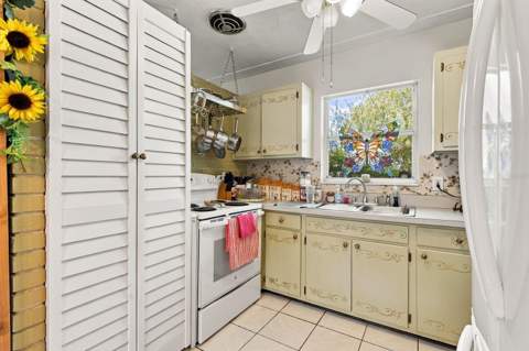 6801 17th Lane, St Petersburg FL - photo 11 of 43