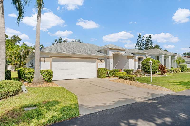 4 bedroom Single Family Residence at 3333 Yonge Avenue #13, Beekman Estates Sec 2, Sarasota — photo 3
