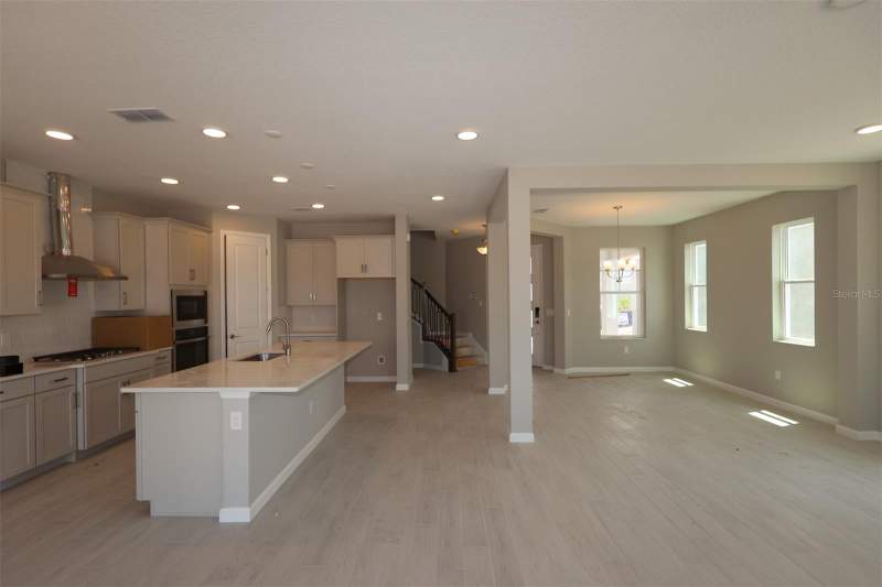 5 bedroom Single Family Residence at 5284 High Line Drive, Center Lake On The Park, St Cloud — photo 5