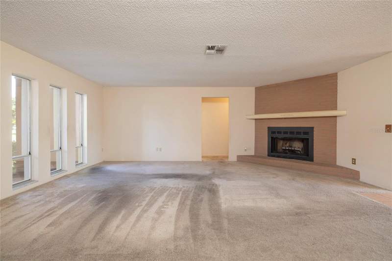3 bedroom Single Family Residence at 6355 102nd Terrace, Dunrovin Sub, Pinellas Park — photo 5