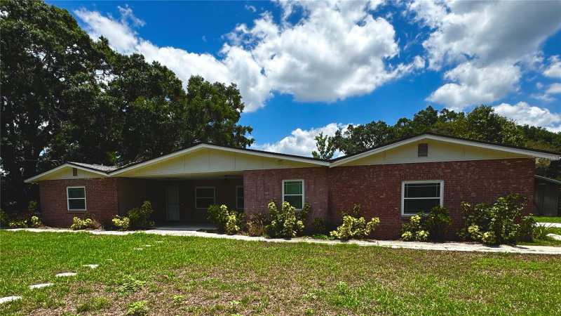4 bedroom Single Family Residence at 3419 Pearson Road, Valrico, Valrico — photo 1