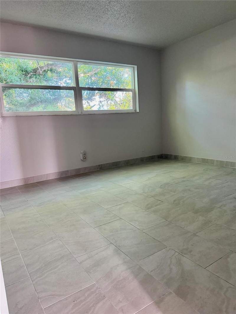 2 bedroom Condominium at 2525 W Bay Drive #C34, Bay West Apts Condo, Largo — photo 5