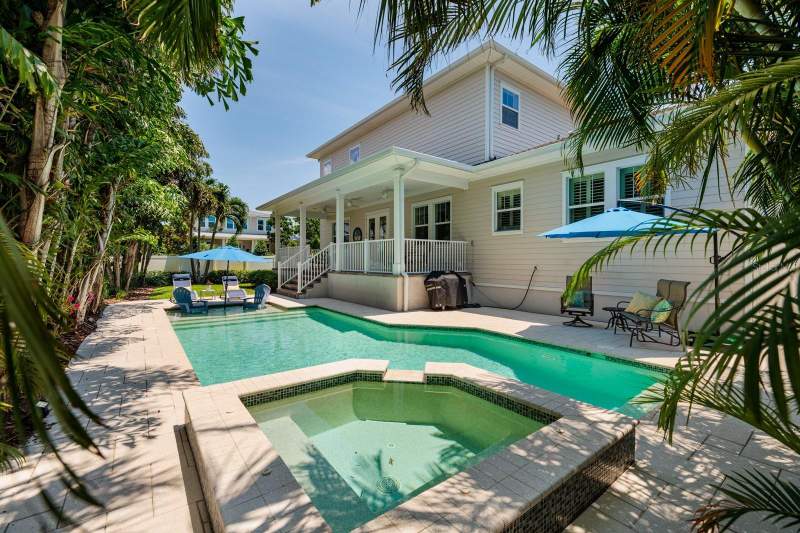5 bedroom Single Family Residence at 852 Cordova Boulevard, Eden Shores Sec 2, St Petersburg — photo 5