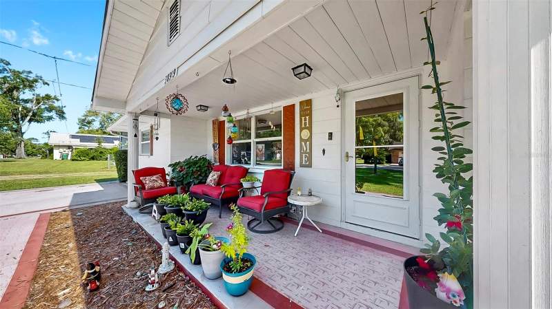 4 bedroom Single Family Residence at 38919 3rd Avenue, City Zephyrhills, Zephyrhills — photo 2